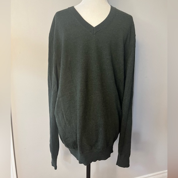NWOT Joseph Aboud Extra Fine Merino Wool Sweater! - Picture 1 of 7